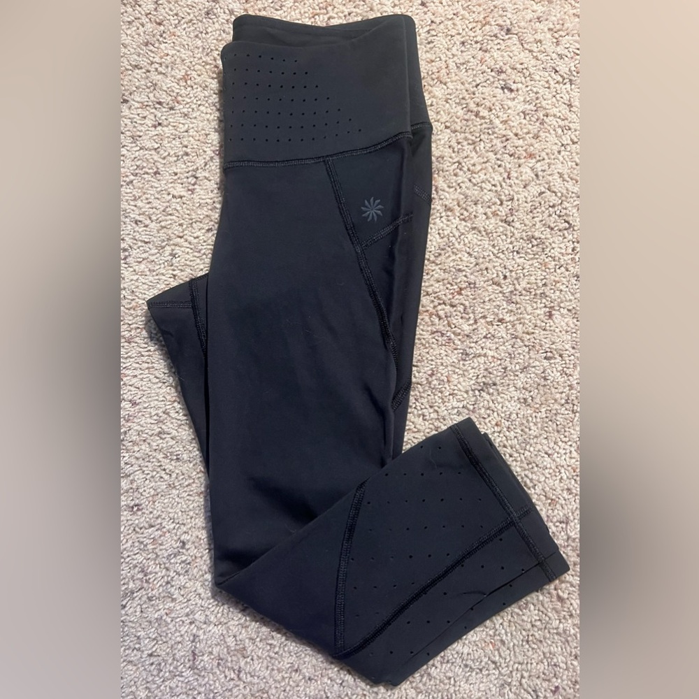 Athleta cropped Black Leggings